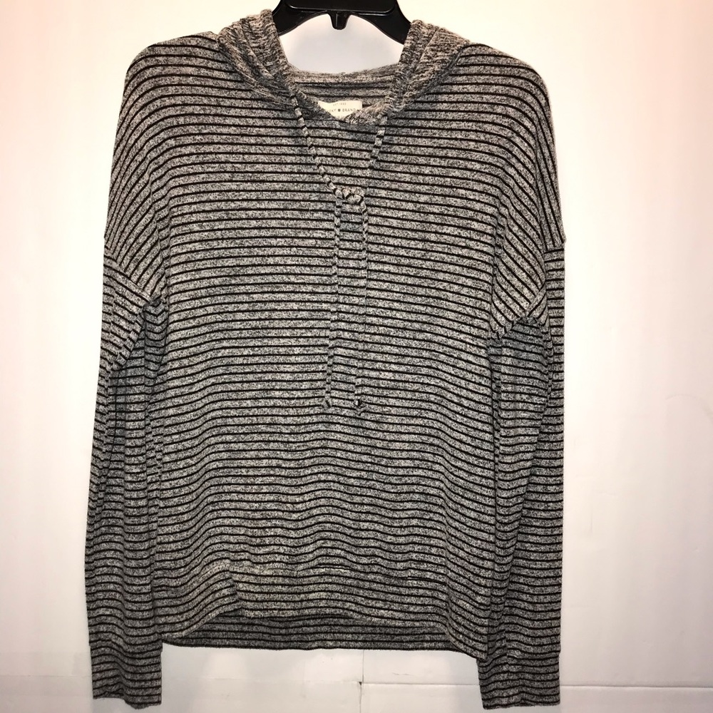 Lucky Brand Women’s  Hooded Pullover Size Medium